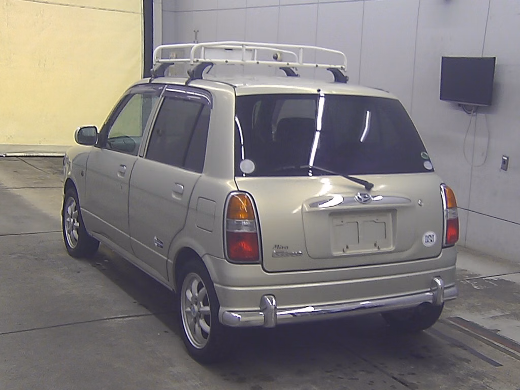 DAIHATSU MIRA