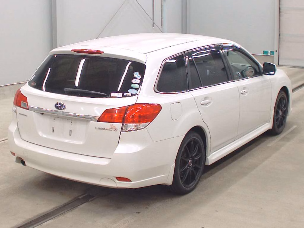 SUBARU LEGACY