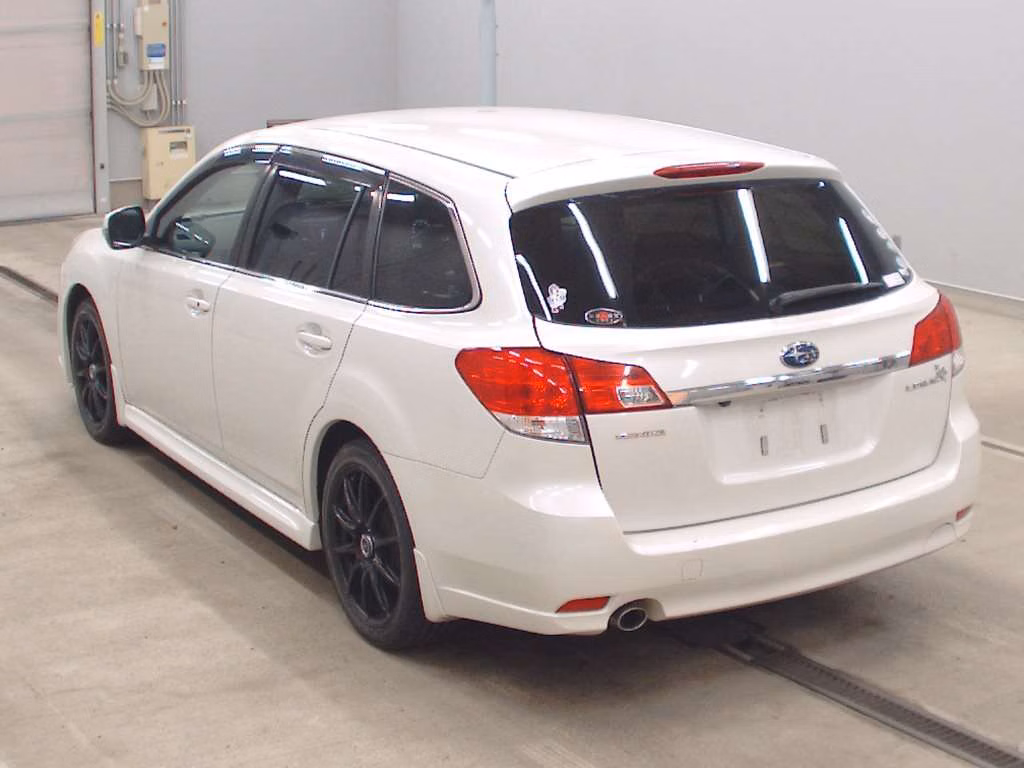 SUBARU LEGACY