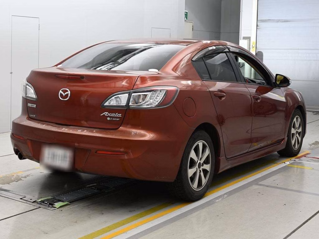 MAZDA AXELA