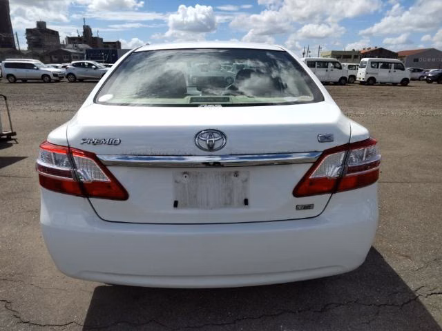 TOYOTA PREMIO