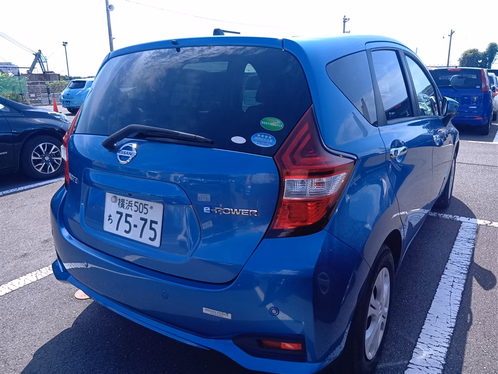 NISSAN NOTE