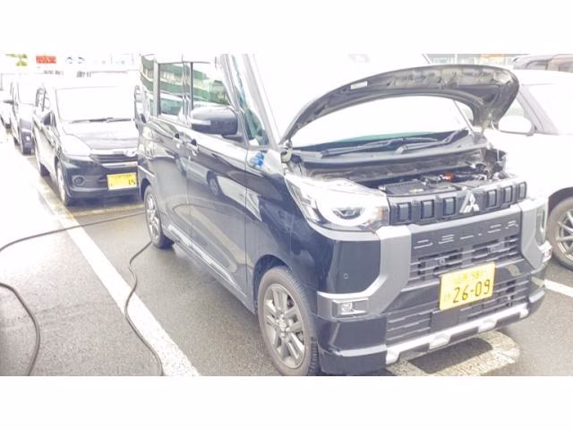Mitsubishi Delica Mini