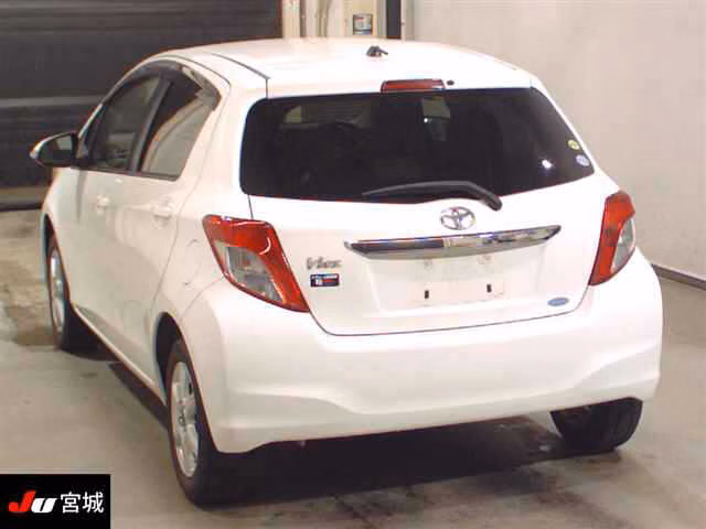 TOYOTA VITZ