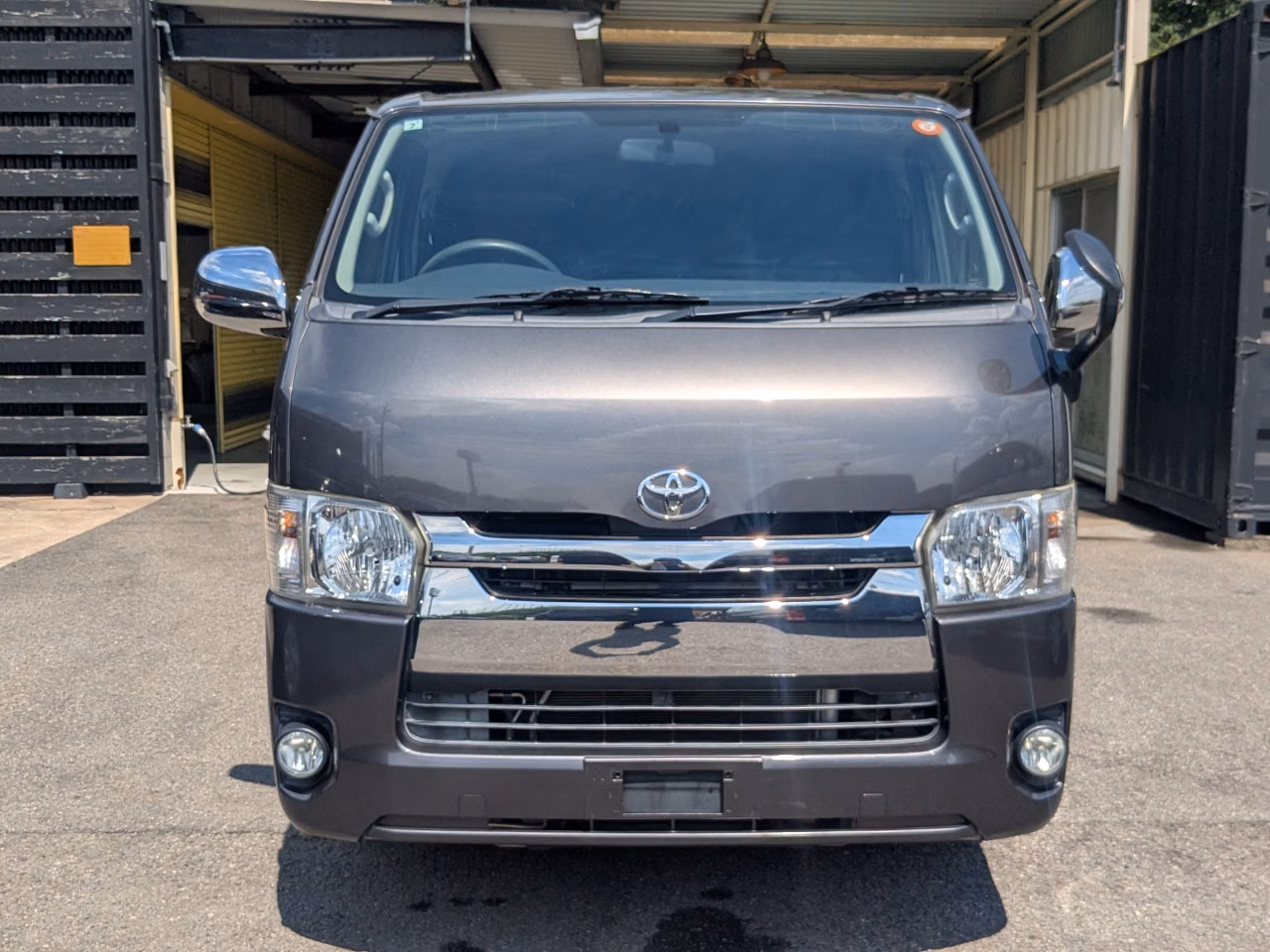 TOYOTA REGIUS ACE