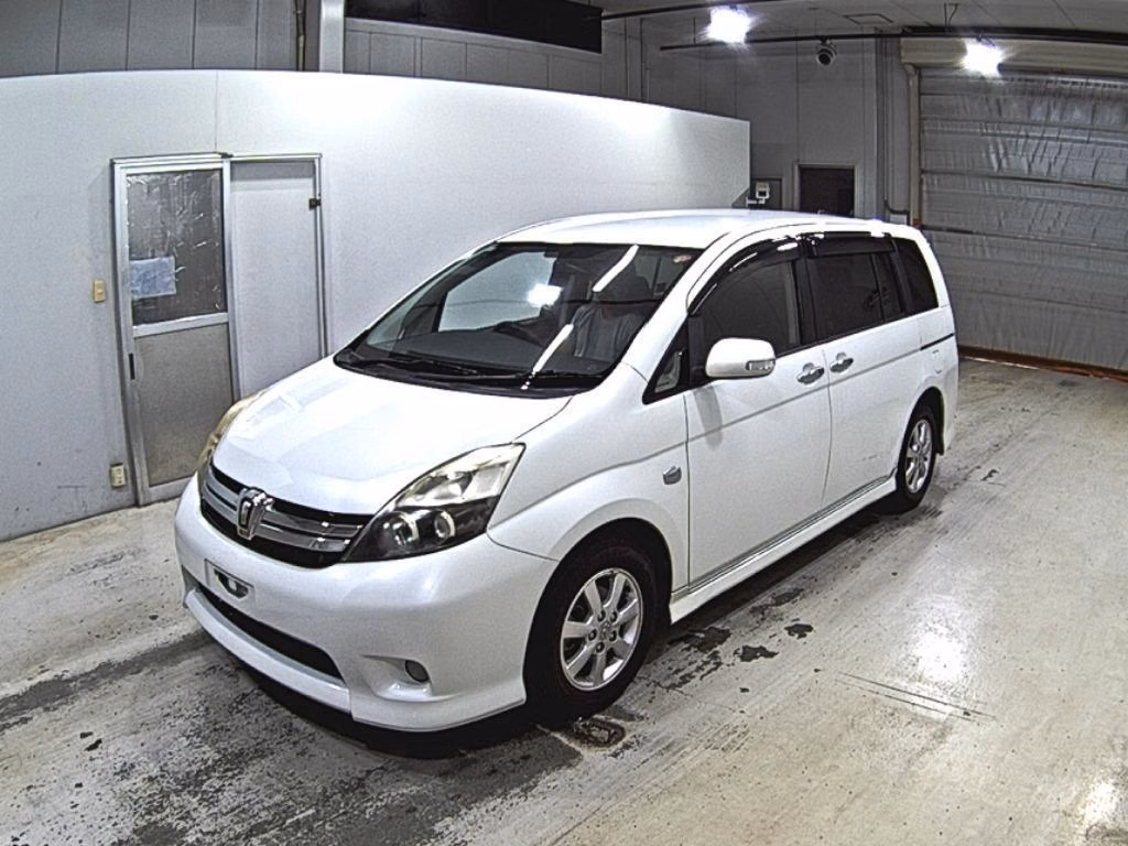 TOYOTA ISIS