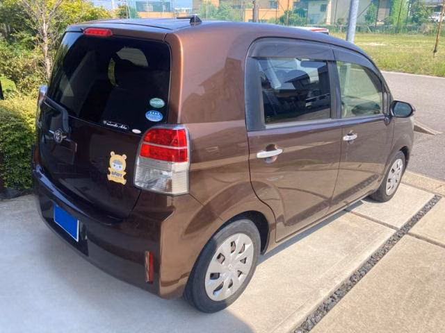 TOYOTA SPADE