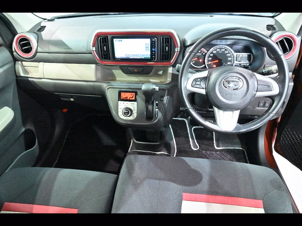 DAIHATSU BOON