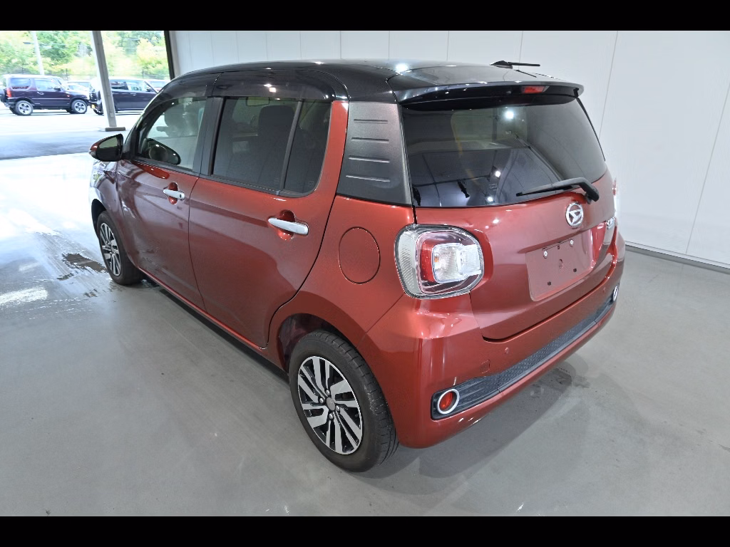 DAIHATSU BOON