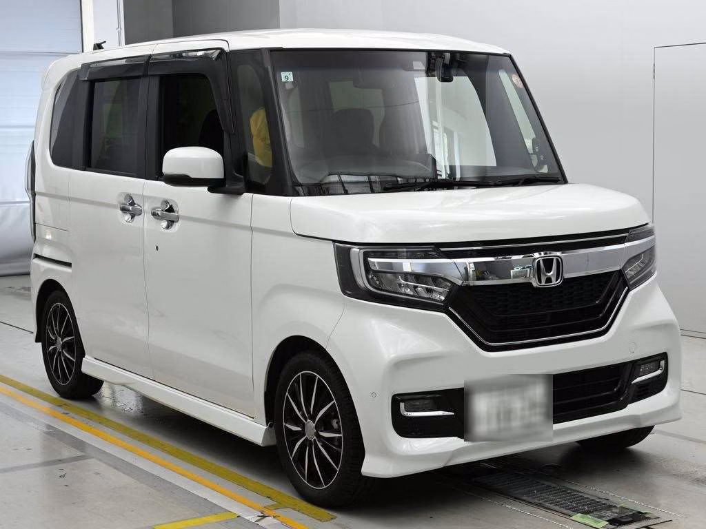 HONDA N-BOX