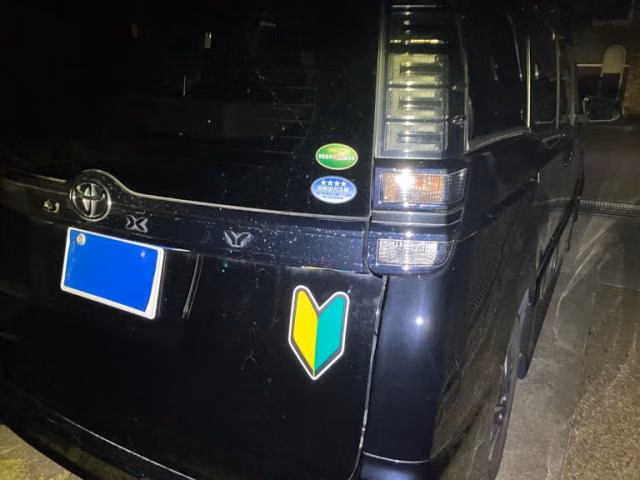 TOYOTA VOXY