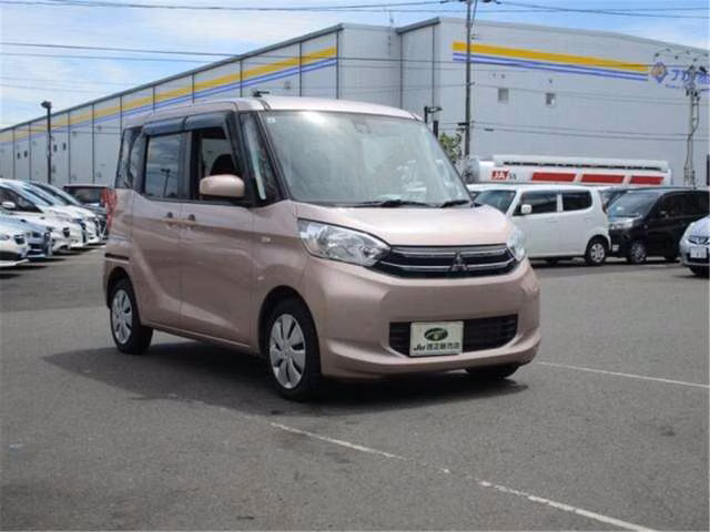 MITSUBISHI EK SPACE