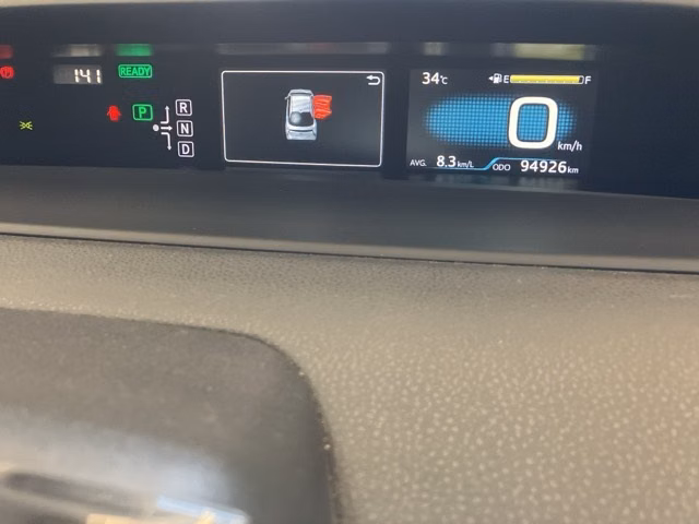 TOYOTA PRIUS