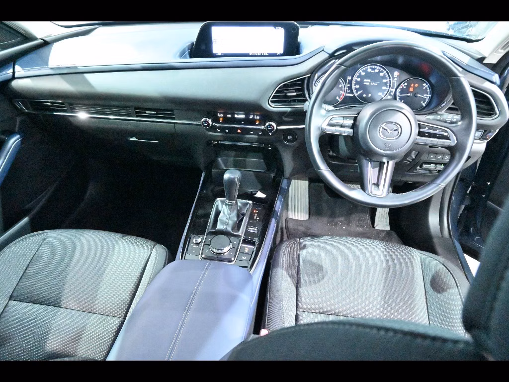 MAZDA CX-30