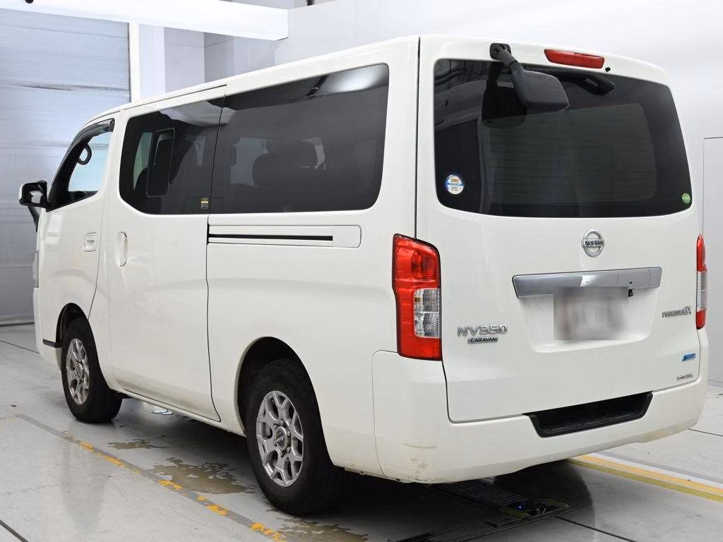 NISSAN NV350 CARAVAN