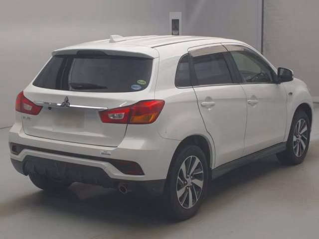 MITSUBISHI RVR