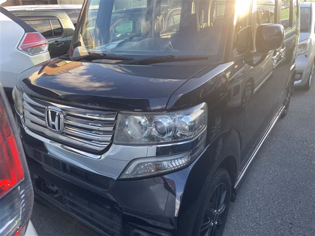 HONDA N-BOX