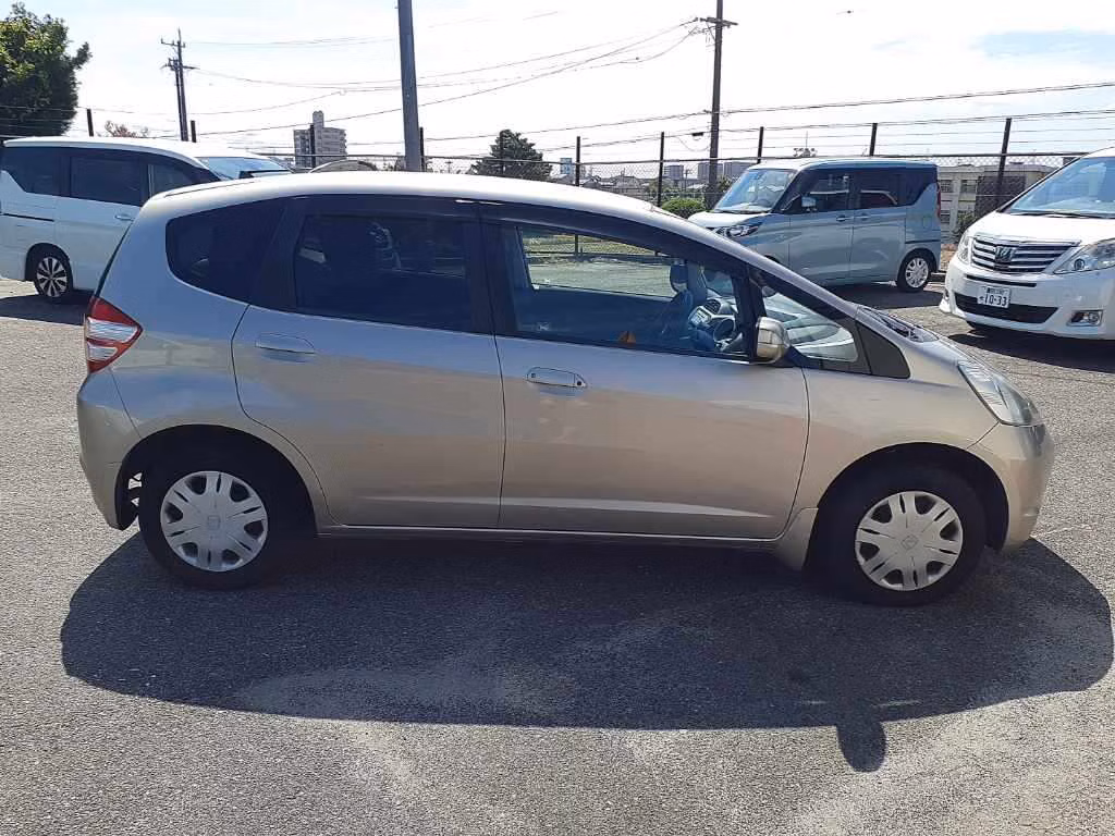 HONDA FIT