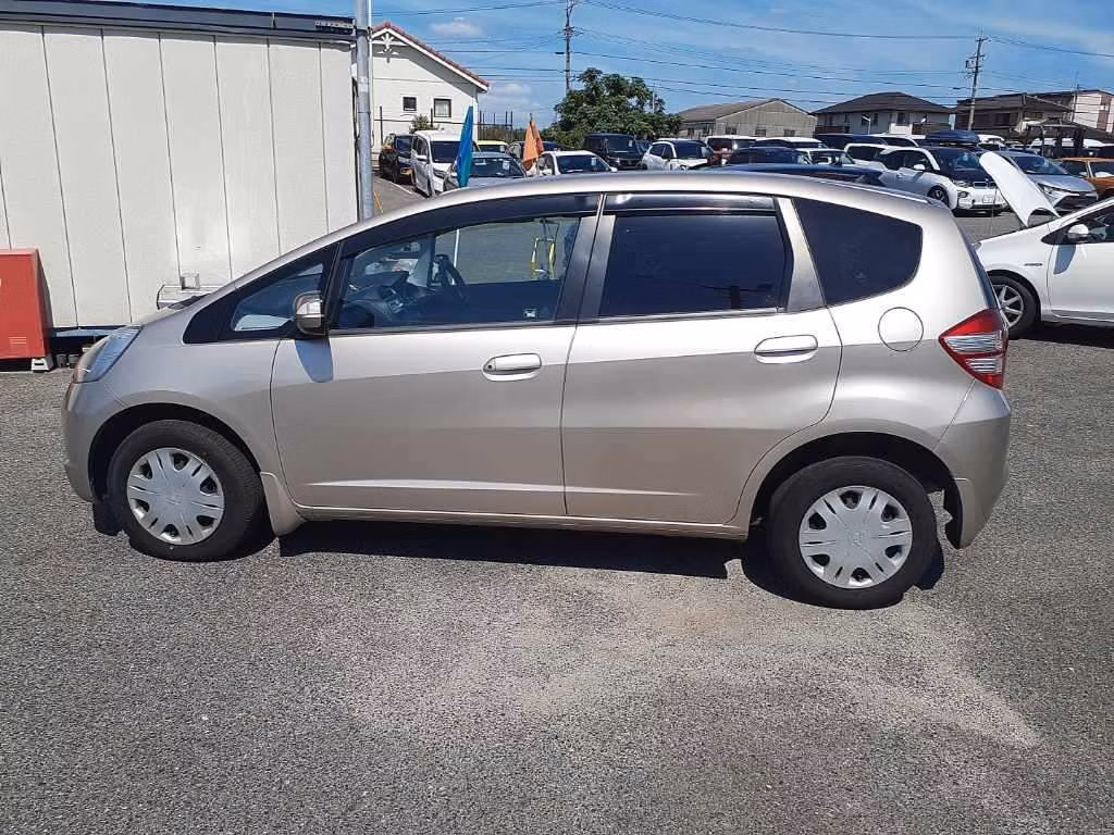 HONDA FIT