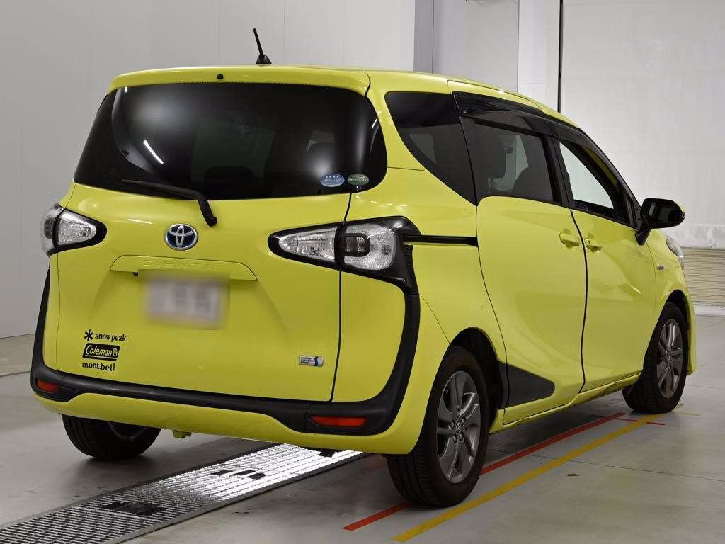 TOYOTA SIENTA