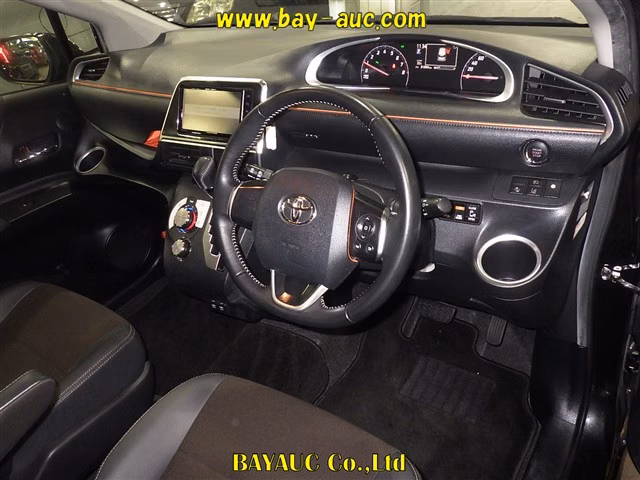 TOYOTA SIENTA