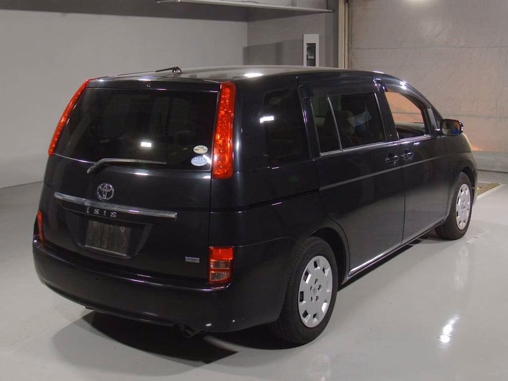 TOYOTA ISIS