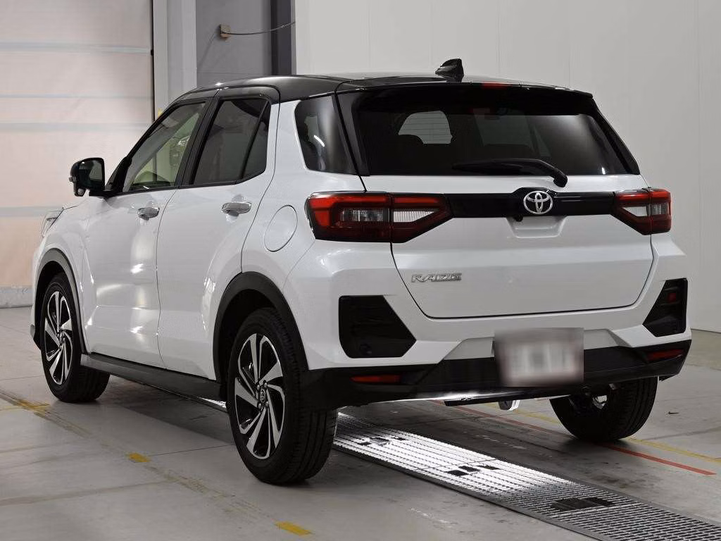 TOYOTA RAIZE