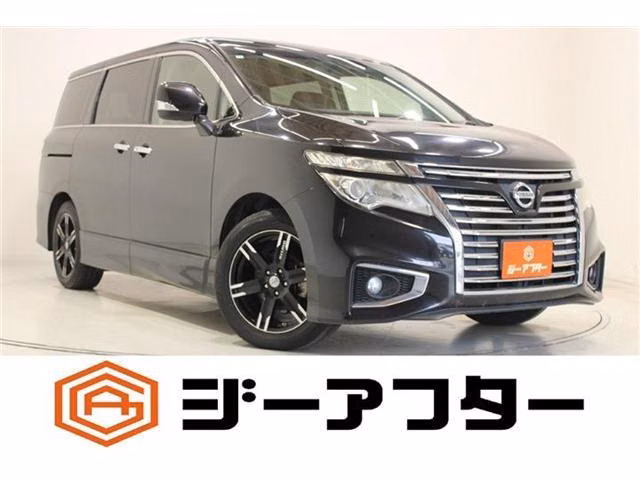 NISSAN ELGRAND