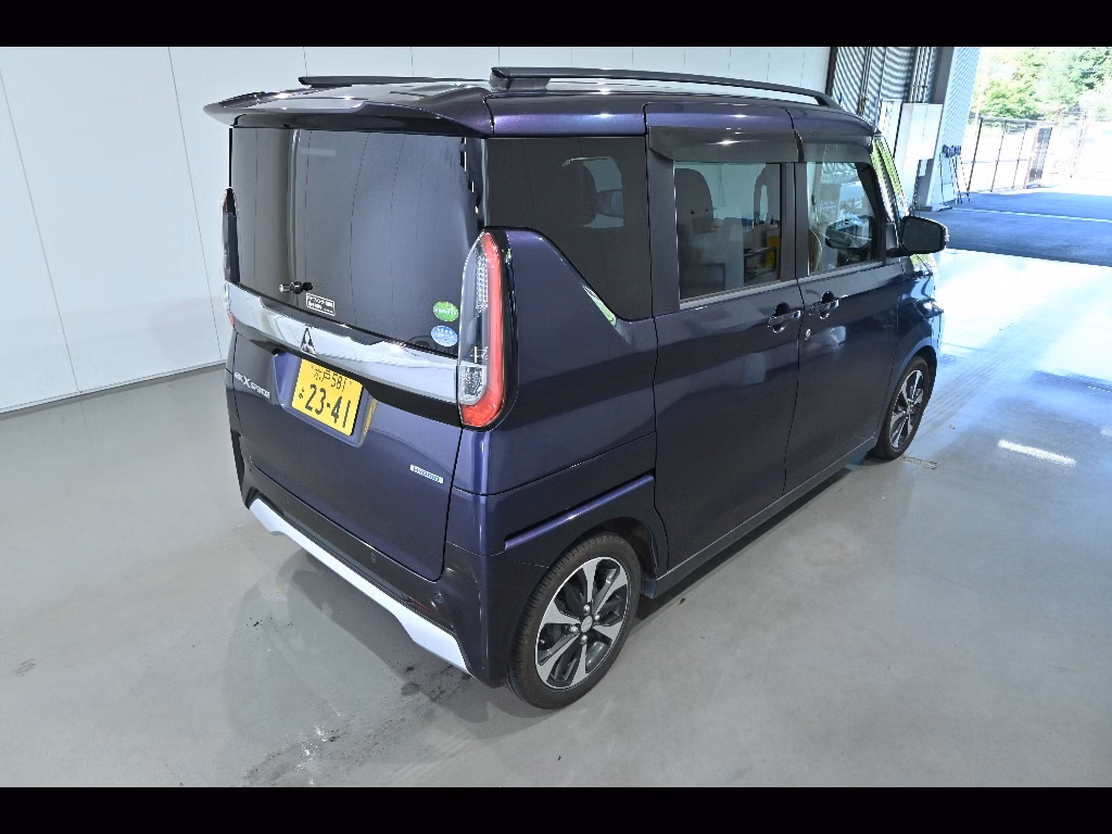 MITSUBISHI EK SPACE