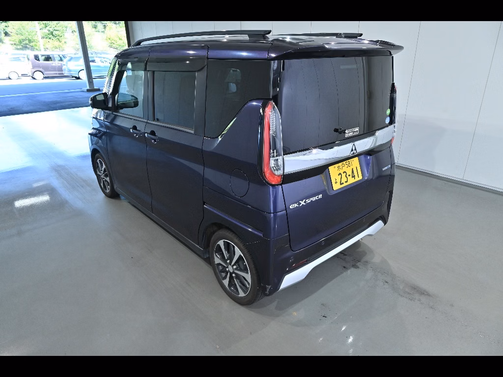 MITSUBISHI EK SPACE