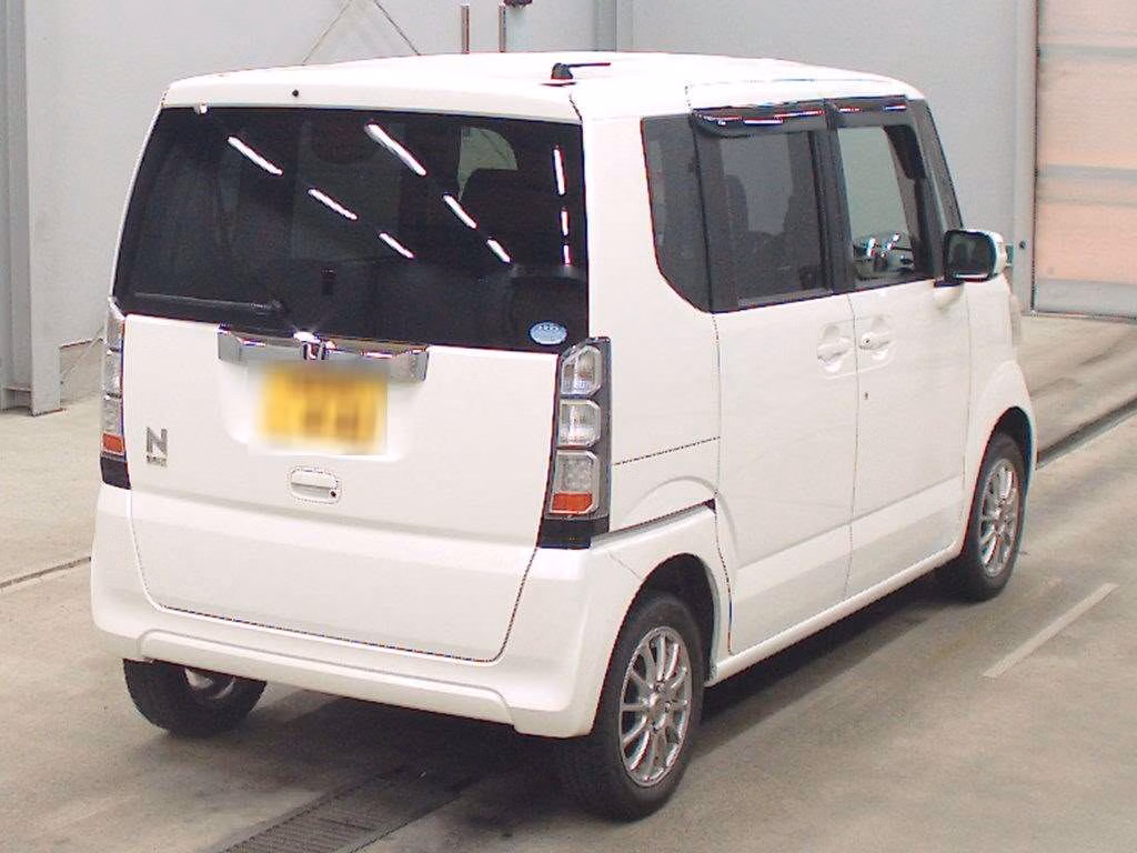 HONDA N-BOX