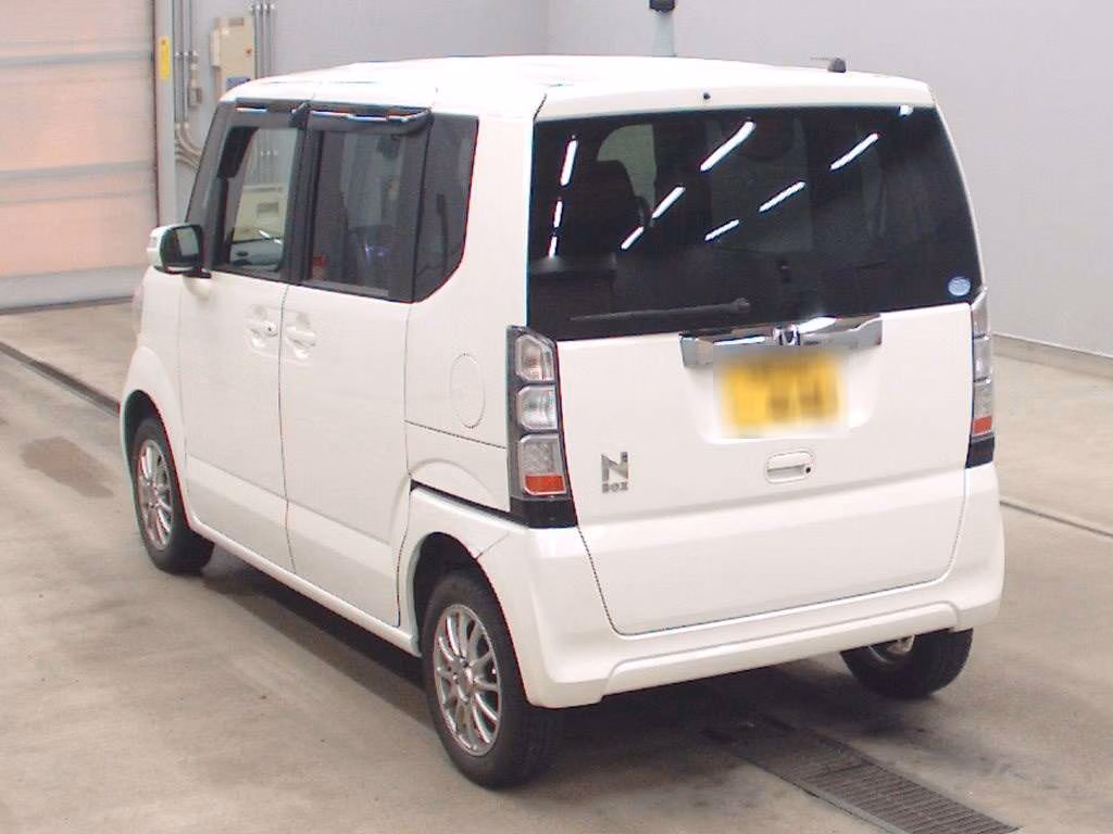 HONDA N-BOX
