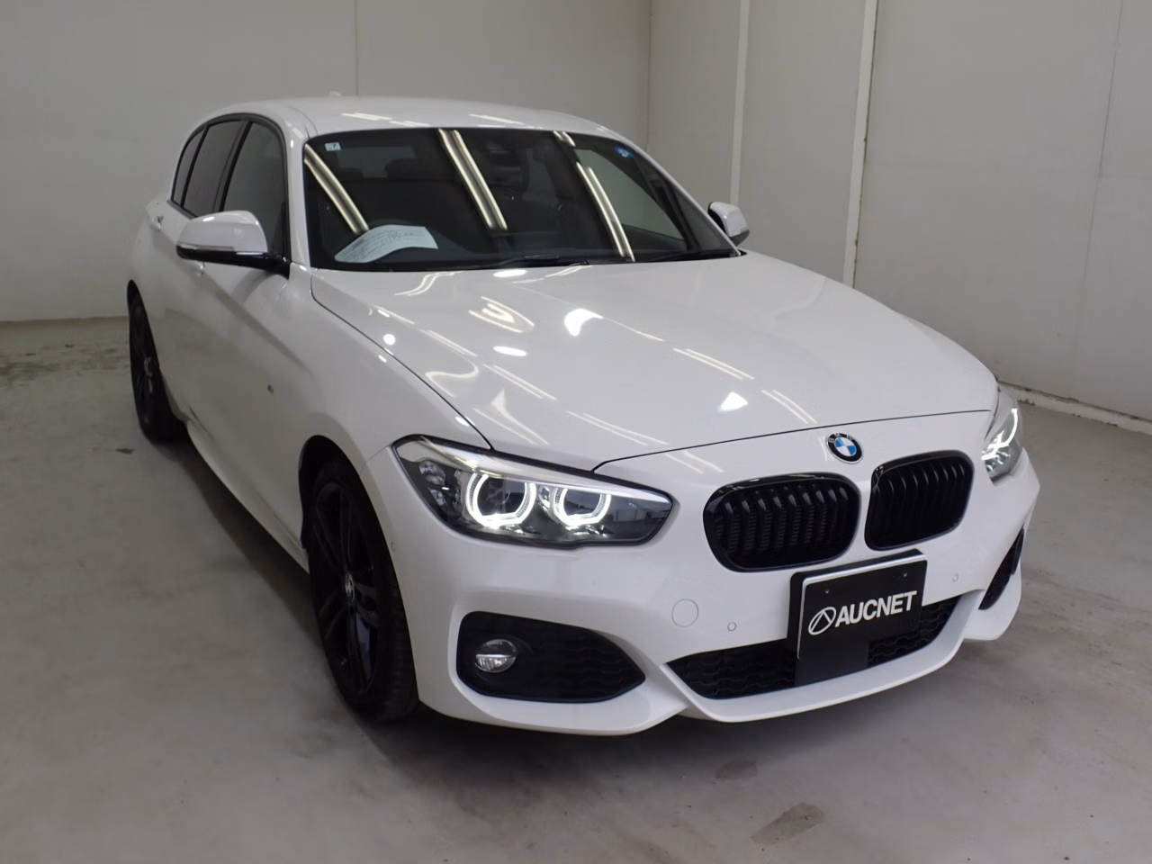 BMW 1-SERIES