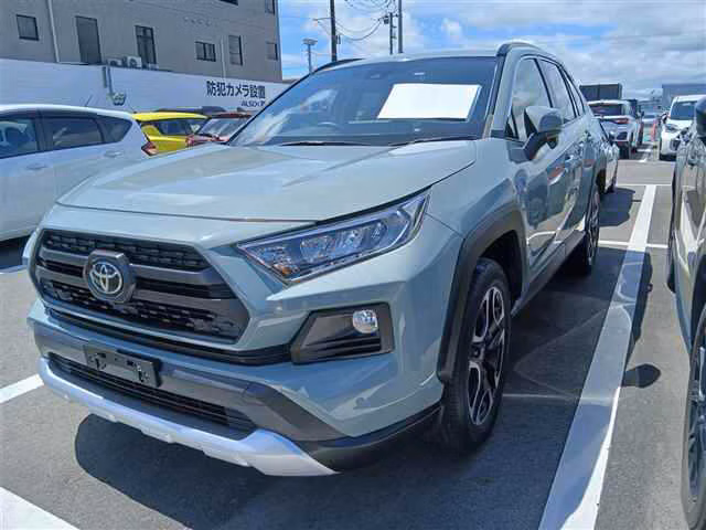 TOYOTA RAV4