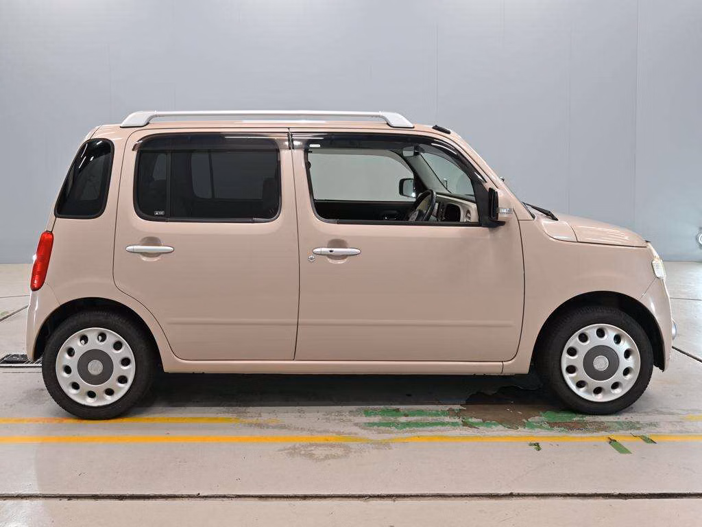 DAIHATSU MIRA COCOA