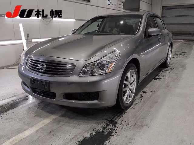 NISSAN SKYLINE