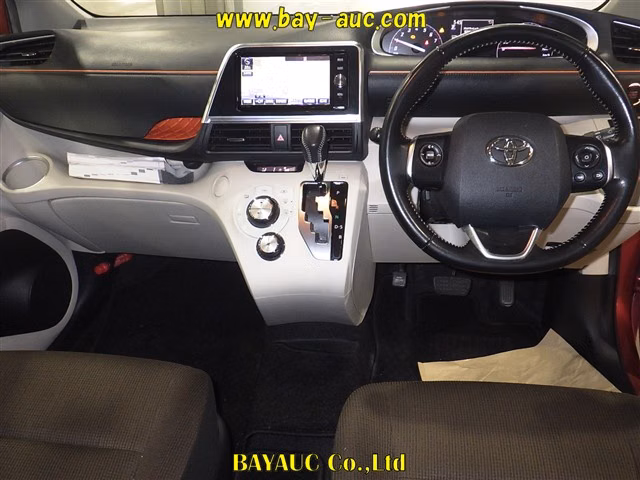 TOYOTA SIENTA