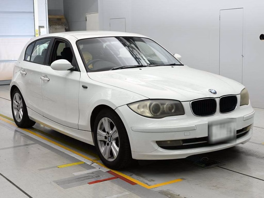 BMW 1-SERIES