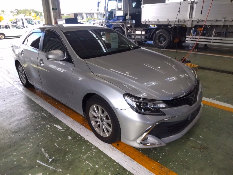 TOYOTA MARK X
