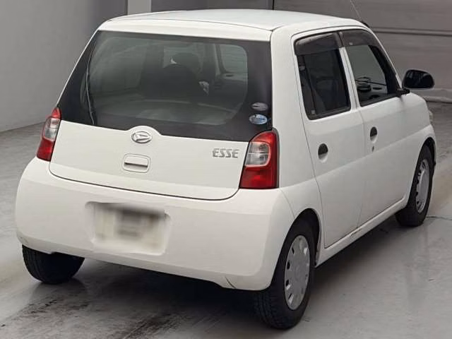 DAIHATSU ESSE