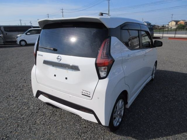 NISSAN DAYZ