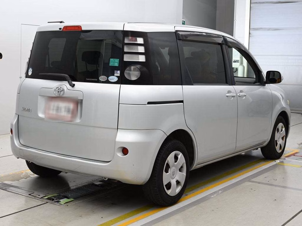TOYOTA SIENTA
