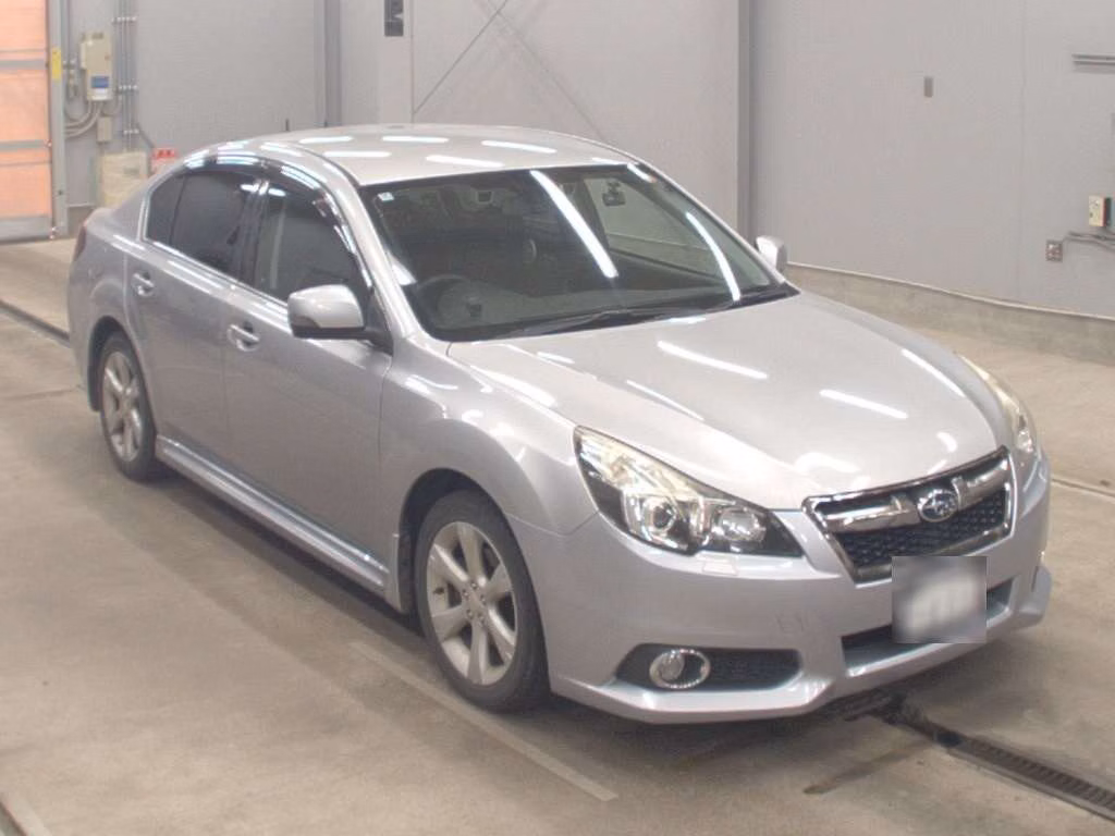 SUBARU LEGACY B4