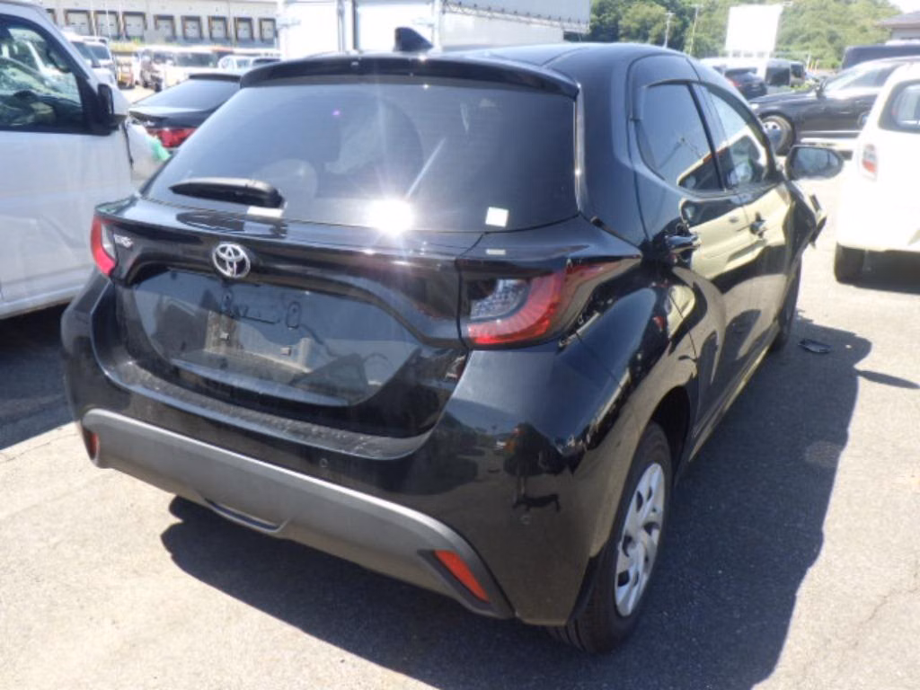 TOYOTA YARIS