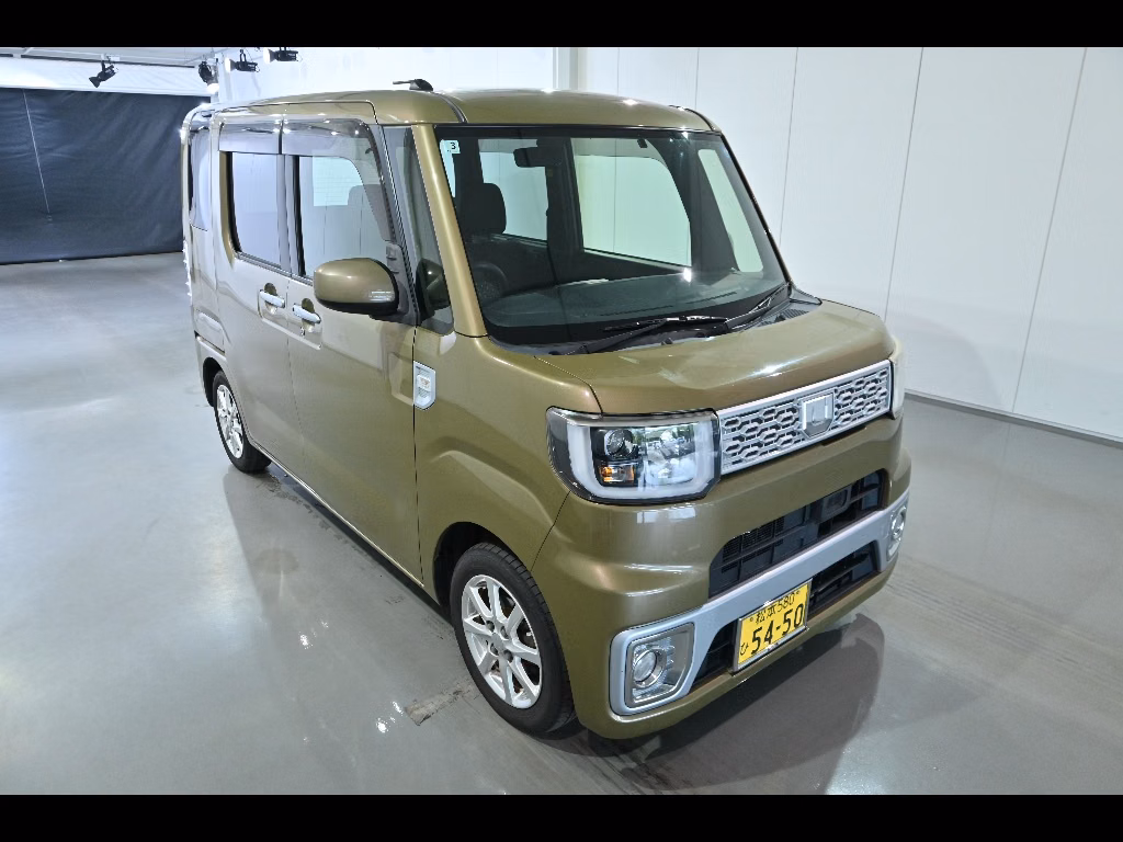DAIHATSU WAKE