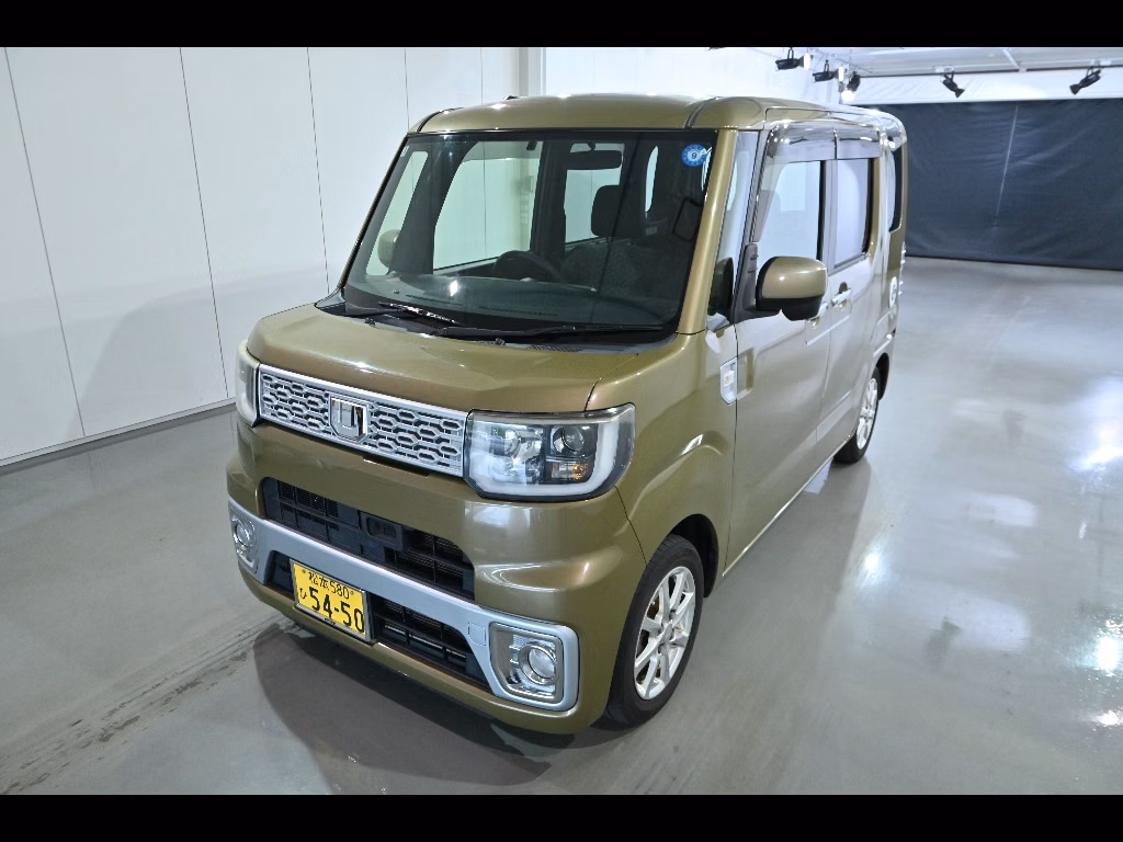 DAIHATSU WAKE