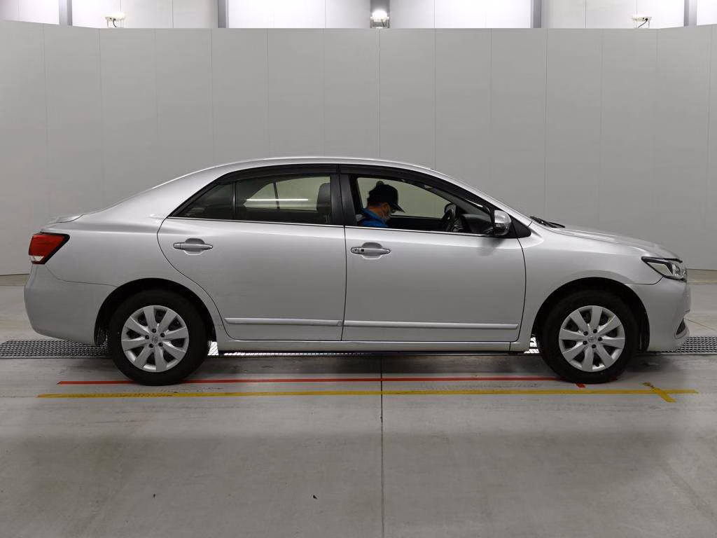 TOYOTA PREMIO