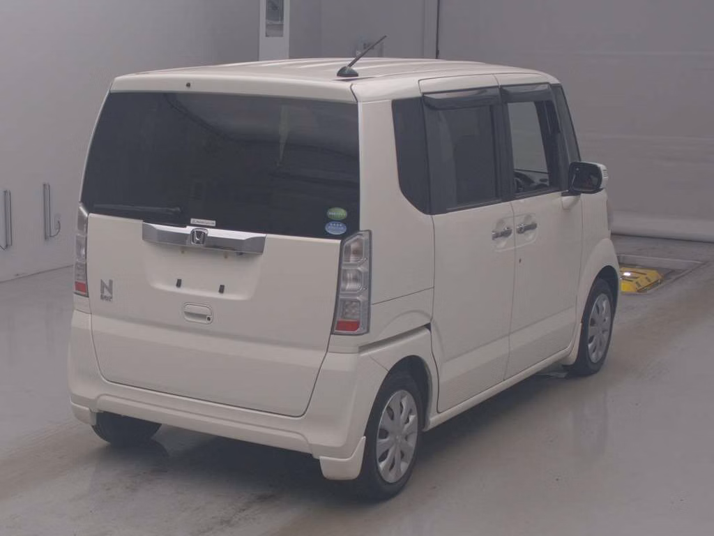 HONDA N-BOX