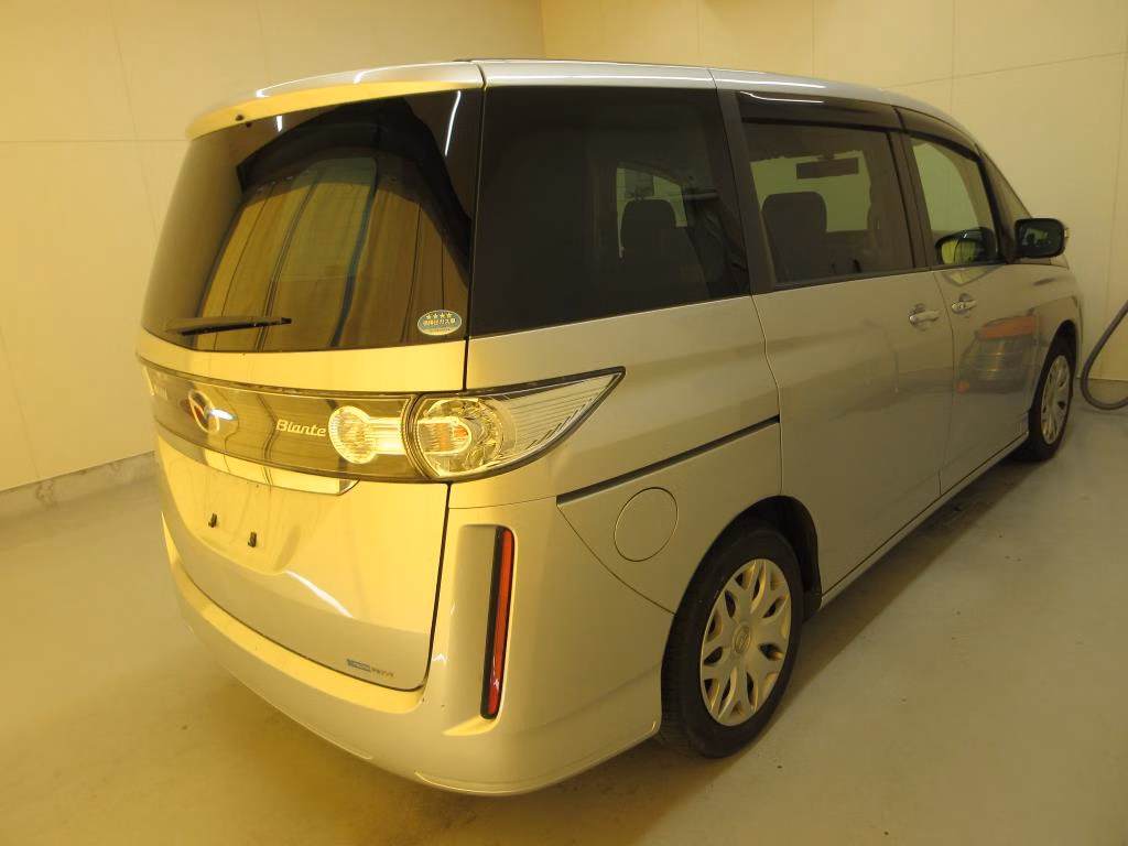 MAZDA BIANTE