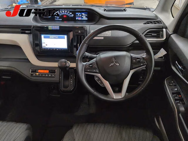 MITSUBISHI DELICA D:2